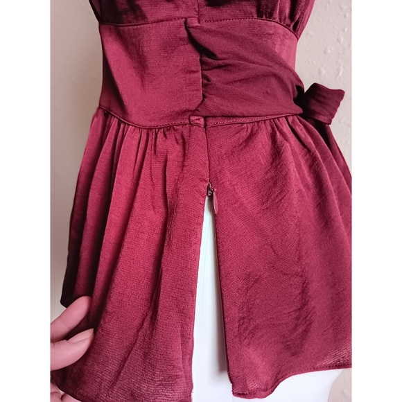 🆕️ Express Burgundy Peplum Blouse - Picture 6 of 8